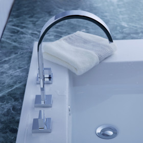 répandue contemporain chrome salle de bains robinet d'évier F0467