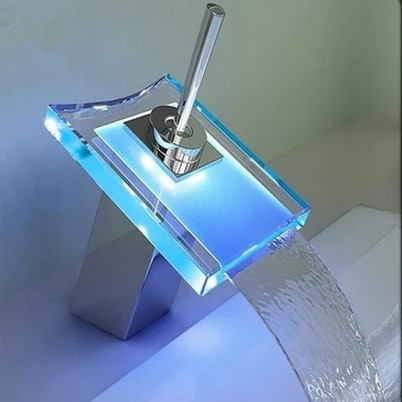 CLEVELAND - Robinet de salle de bain mitigeur à cascade avec LED F0815-1 - Cliquez sur l'image pour la fermer