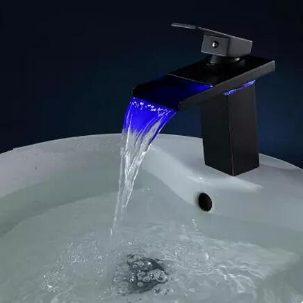 Couleur cuivre noir chute LED lavabo robinet TB268L