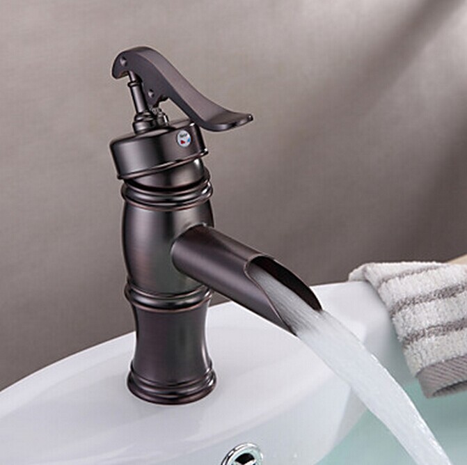 L'huile antique bronze huilé finition mitigeur en laiton Centerset robinet de bain R0599OR