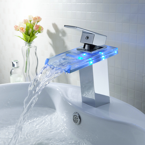 LENNOX - Robinet de salle de bain mitigeur à cascade avec LED - Cliquez sur l'image pour la fermer