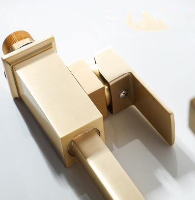 Antiquités Fil d'or Brass Rotatif Mélangeur Robinet de Cuisine RG0218