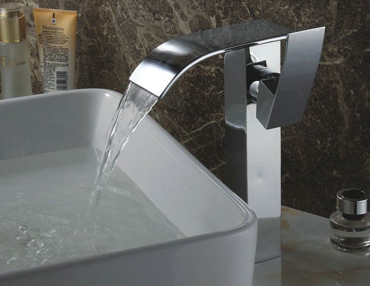 Finition chromée chute d'eau contemporaine lavabo robinet hauteur TQ3026H - Cliquez sur l'image pour la fermer